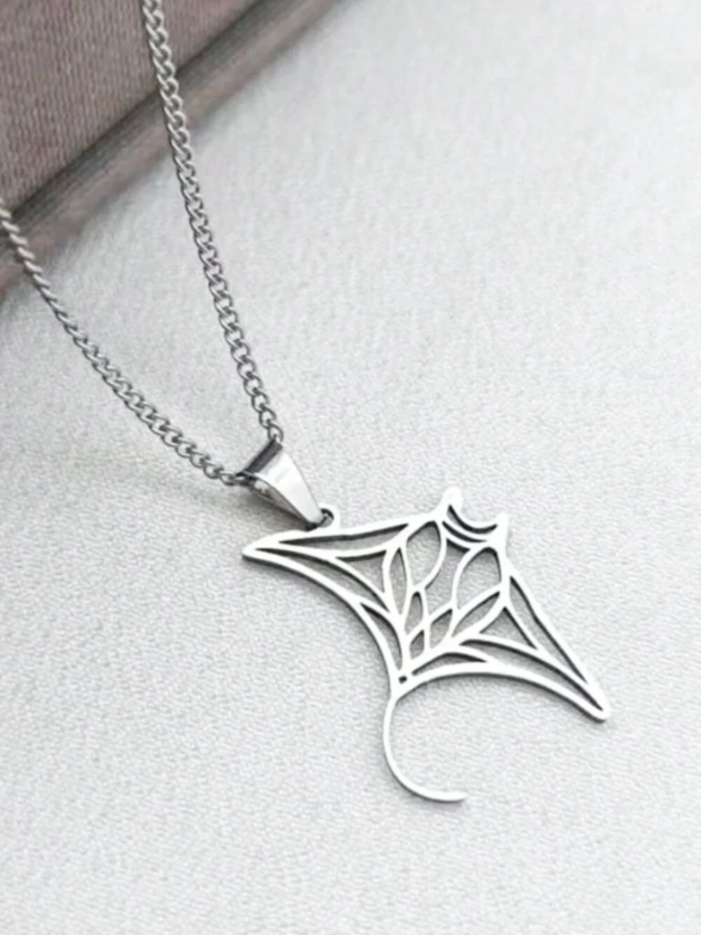 18K Gold Plated Hollow Manta Ray Shaped Pendant Necklace